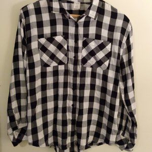 Arizona_ Girls size 14 L buffalo check